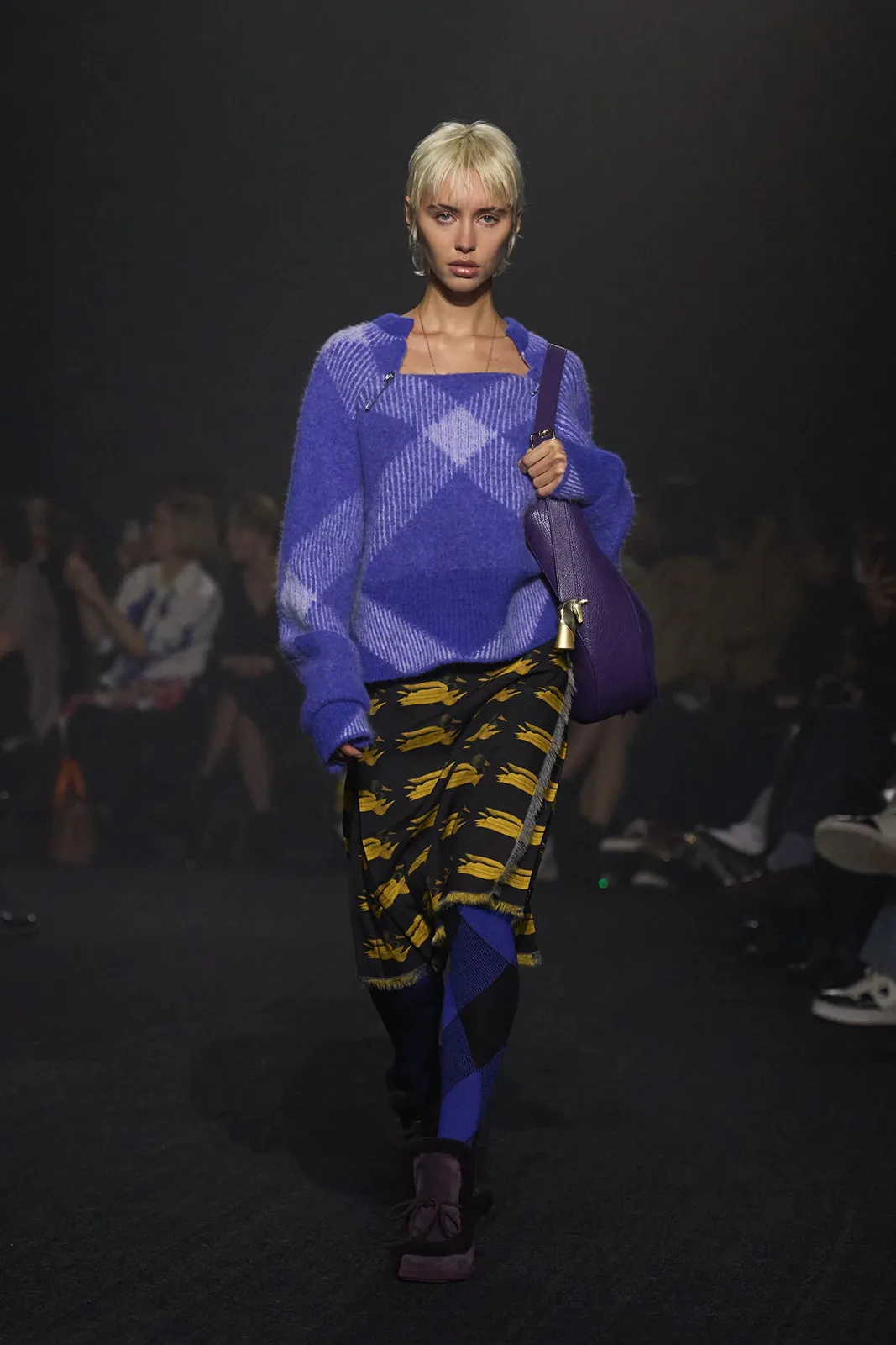 Burberry Fall 2023 Ready to Wear Gorunway 30