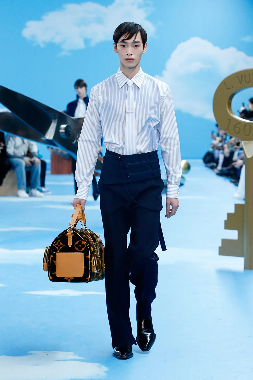 Louis Vuitton F W20 Metalmagazine 11