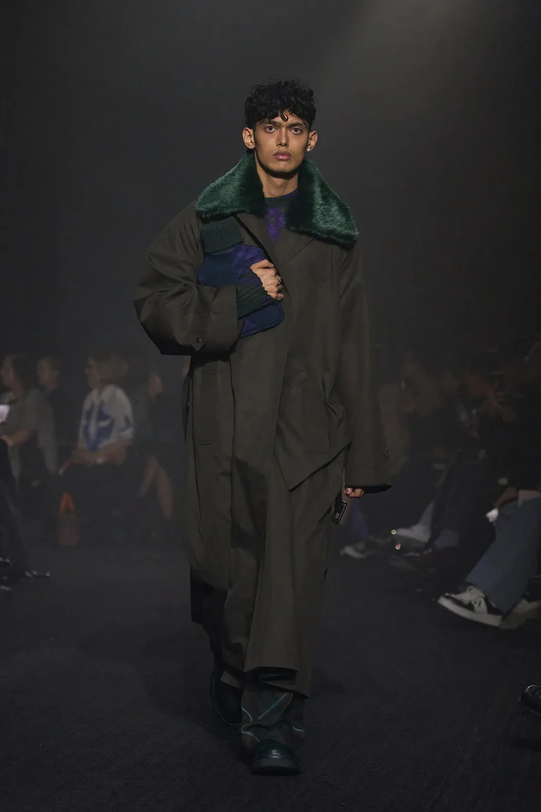 Burberry Fall 2023 Ready to Wear Gorunway 2