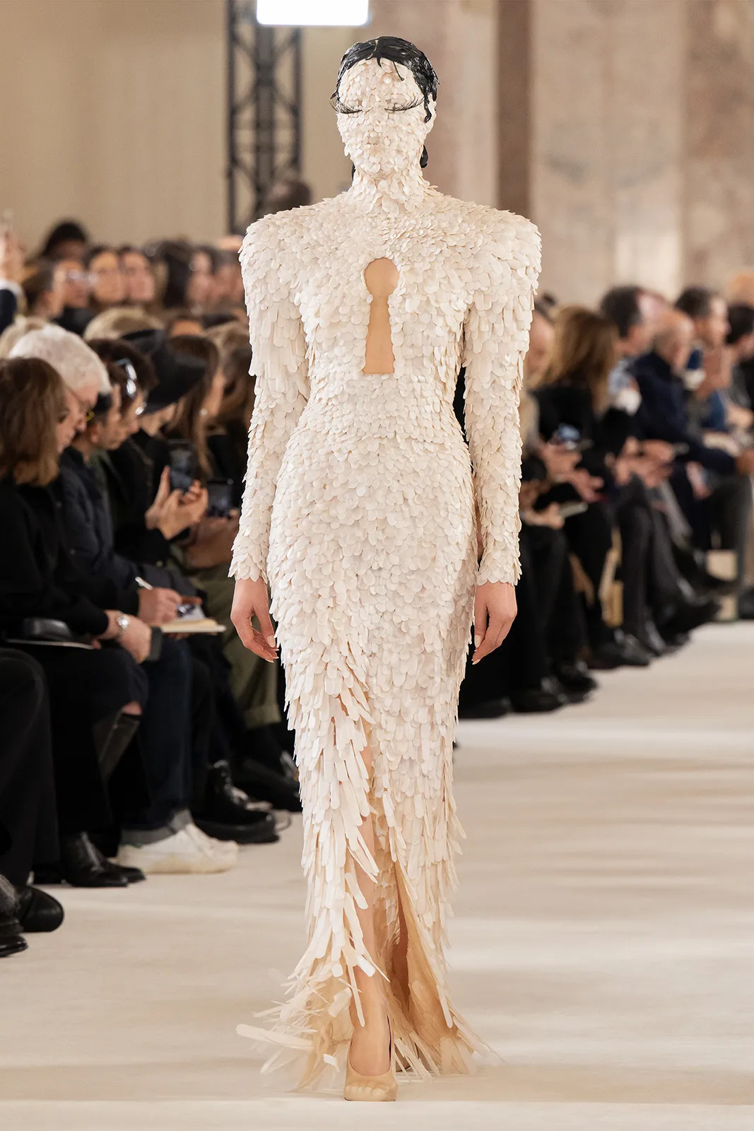 SCHIAPARELLI_HC_SS245