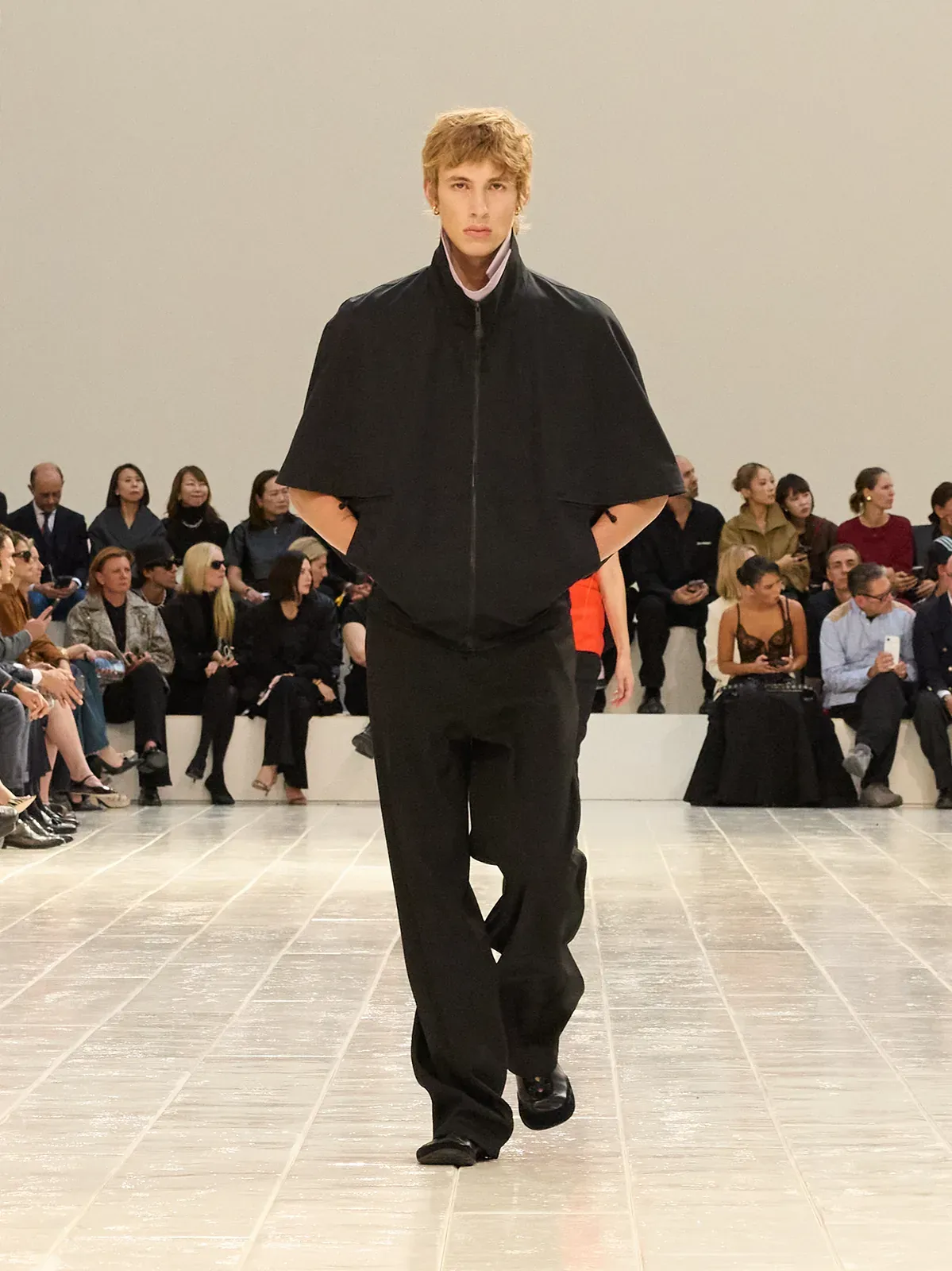 metal-balenciaga-ss27-12