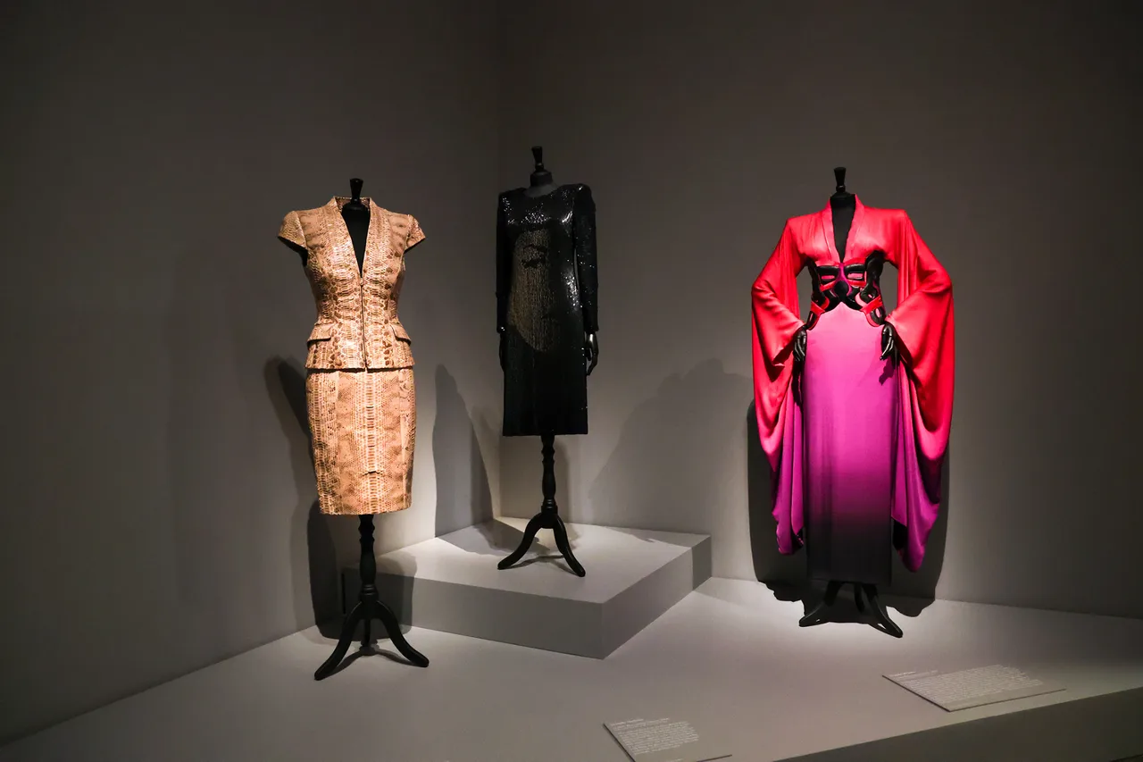 McQueen-Gallery-10