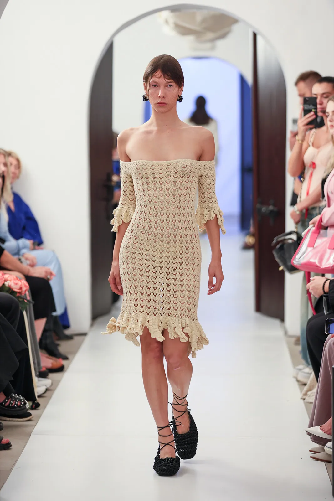 UFW_SS_25_BOBKOVA_-catwalk_credits-Andriy-Sokolov-(4)