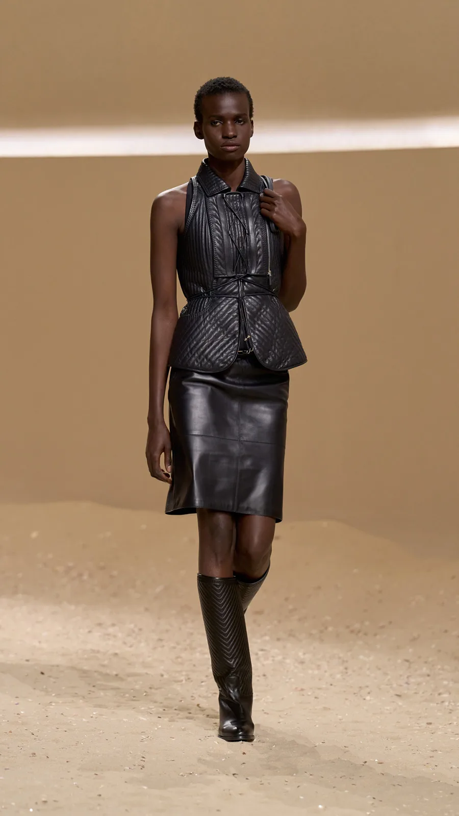 HERMES_WRTW_SS26_Runway_23