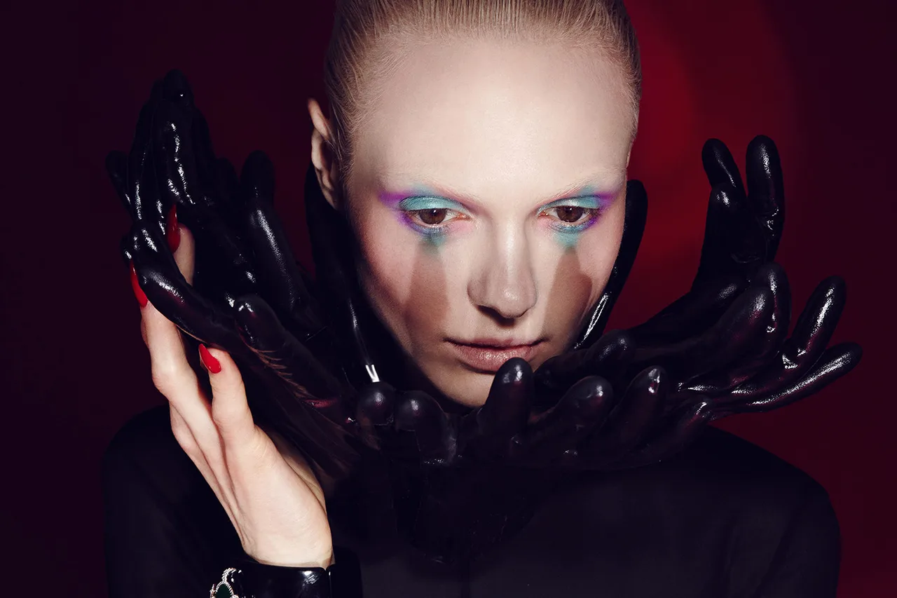 Lottie Star Metalmagazine 13.jpg