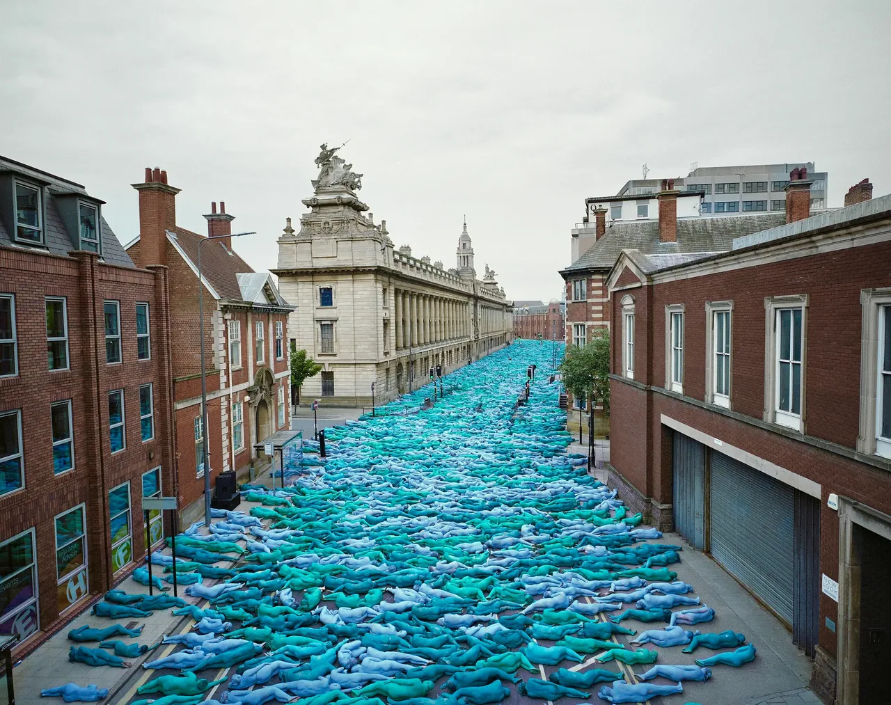metal-spencer-tunick-04