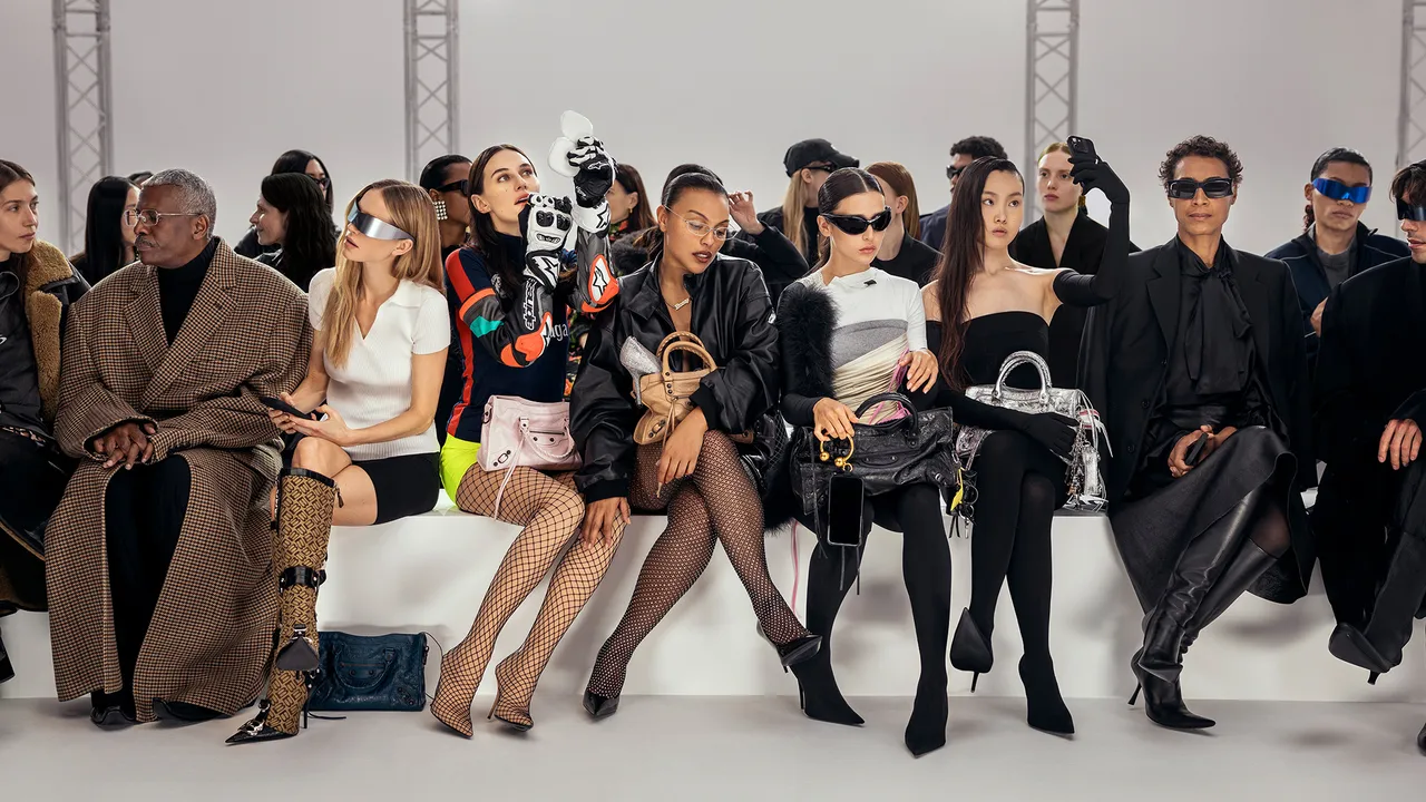 BALENCIAGA-LE-CITY-BAG-CAMPAIGN-IMAGE-1