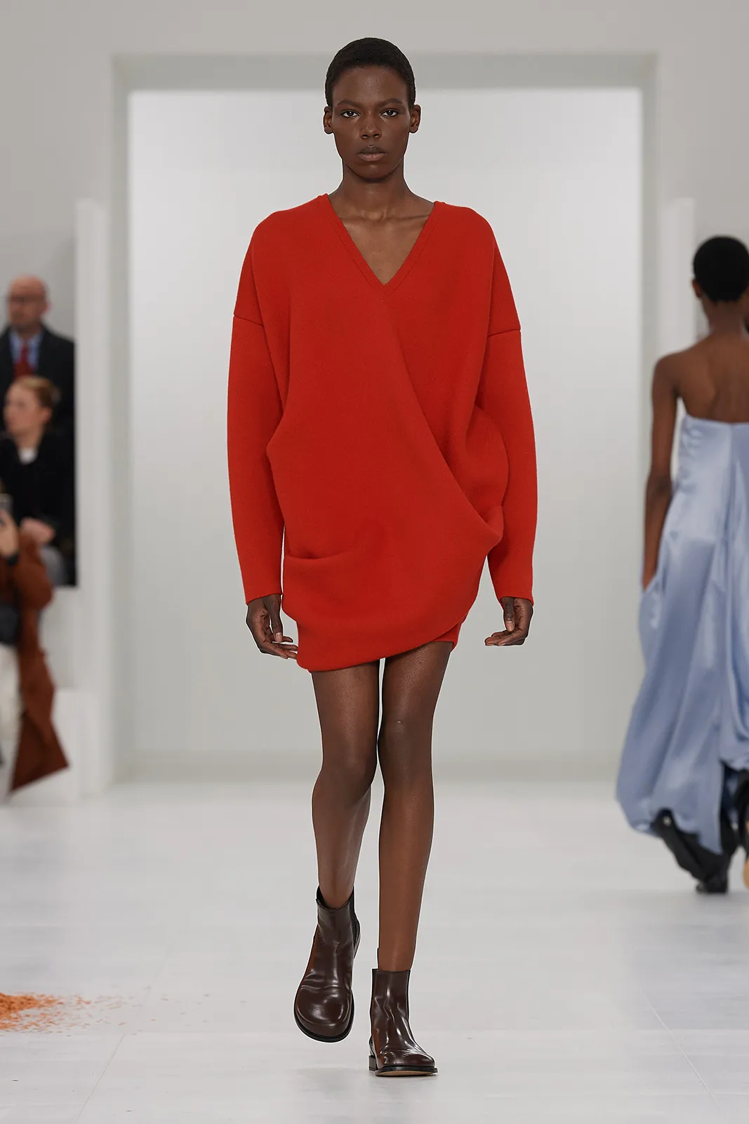 Loewe F W23 Ww Show Runway Look 25