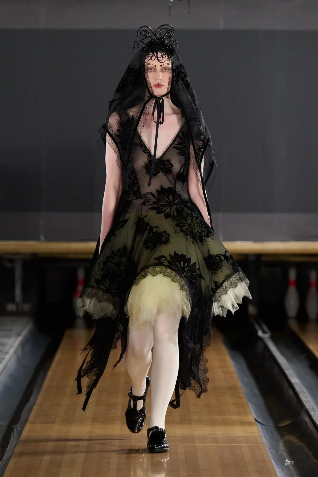 metal-london-fashion-week-ss27-chopova-lowena-12