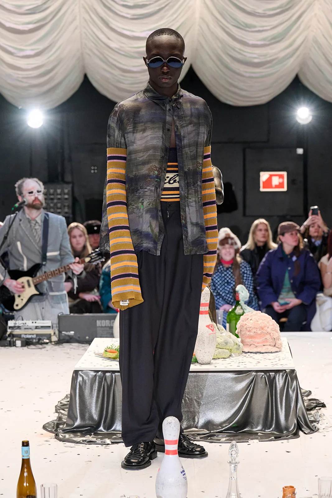 AW25-Copenhagen-Fashion-Week-Henrik-Vibskov-Runway-2x3-James-Cochrane-16