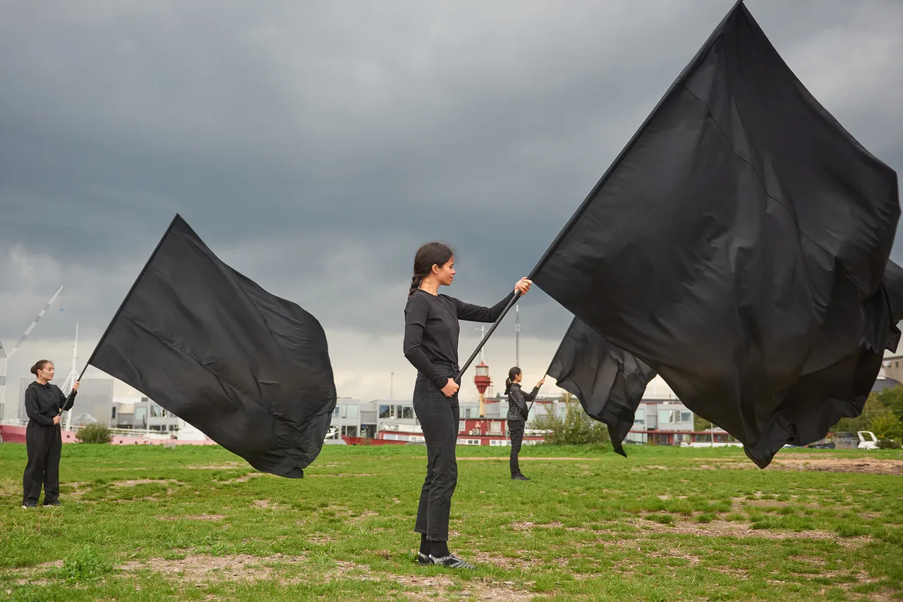 Middelheimmuseum--Ula-Sickle,-Relay-(extended),-2023-©-Ula-Sickle.-Photo--Marine-Gastineau.