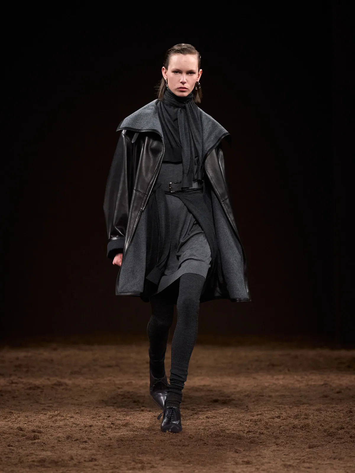 HERMES_WRTW_FW25_Runway_FilippoFior_09.jpg