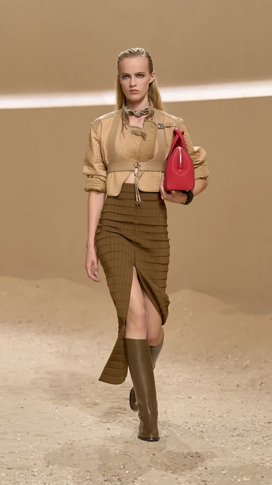 HERMES_WRTW_SS26_Runway_5