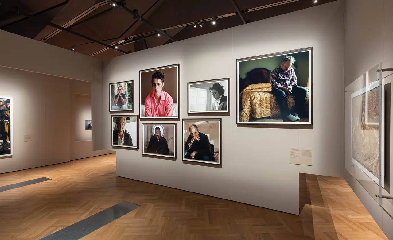 Installation-images-of-'Fragile-Beauty-at-VA-South-Kensington--Victoria-and-Albert-Museum-London-10