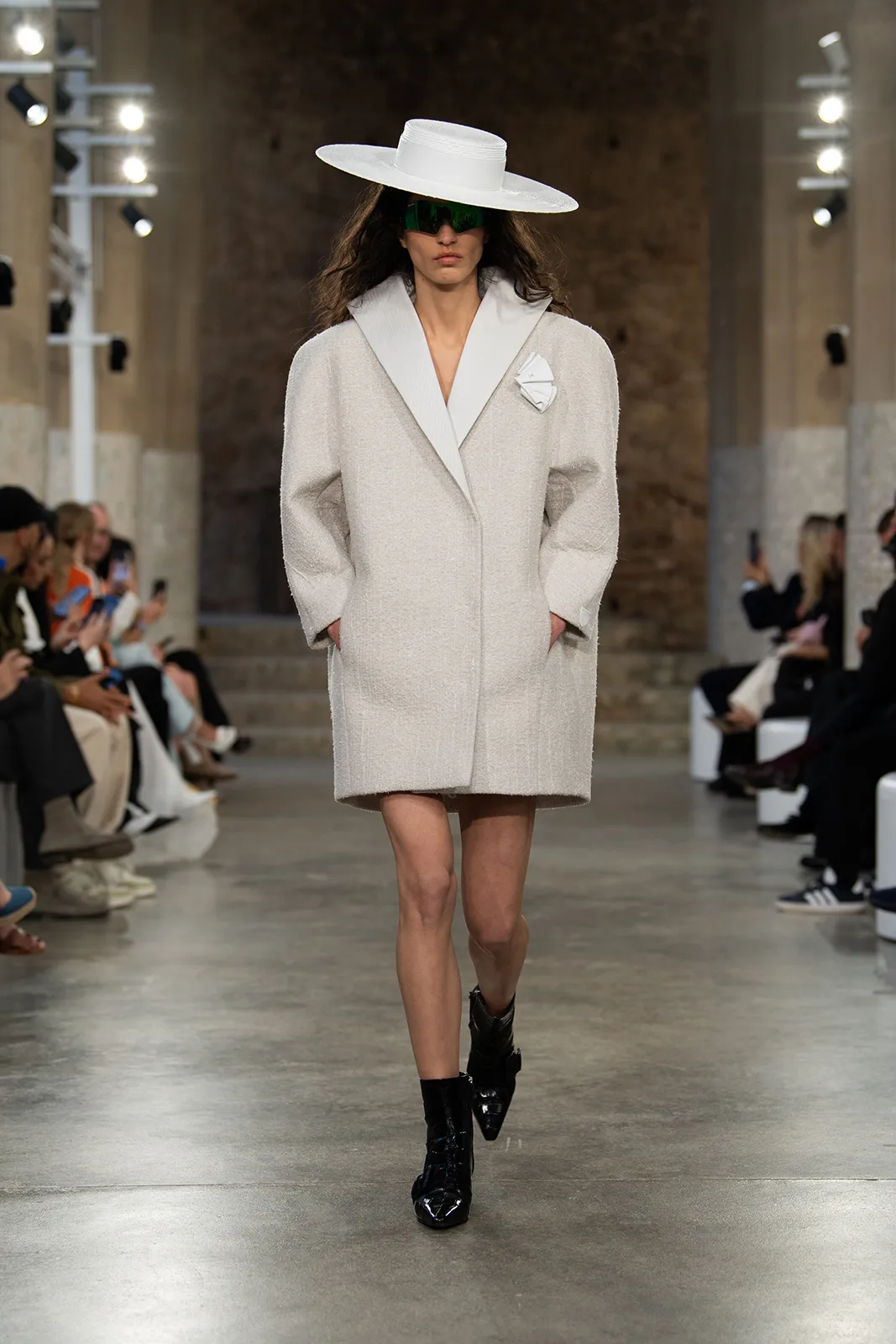 Louis-Vuitton_CR25_3