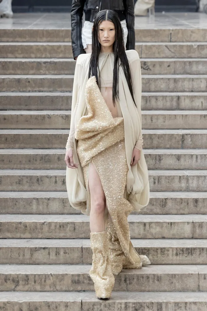 collections_cover_Rick-Owens-RTW-SS26-Paris-35