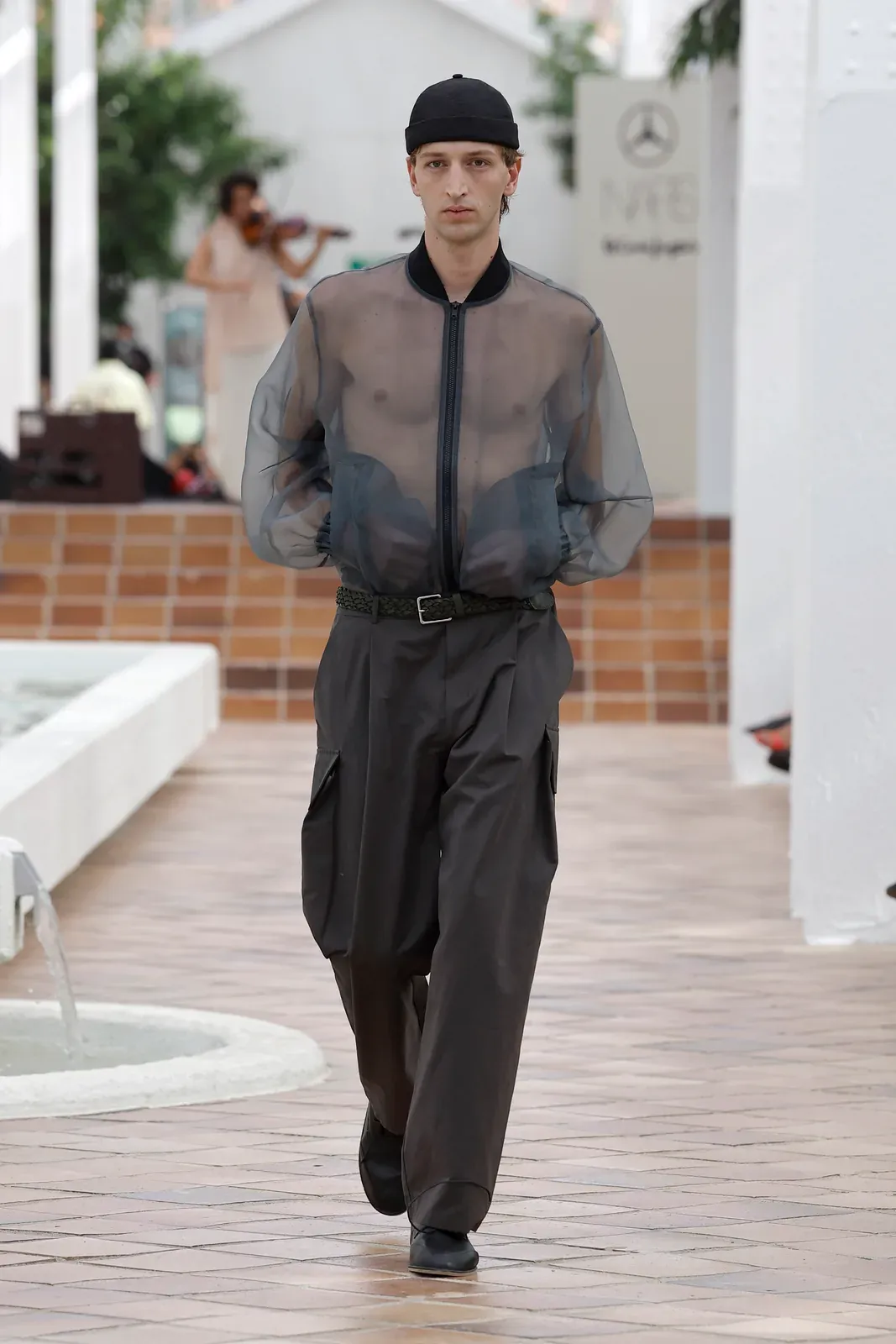 metal-adolfo-dominguez-ss27-12