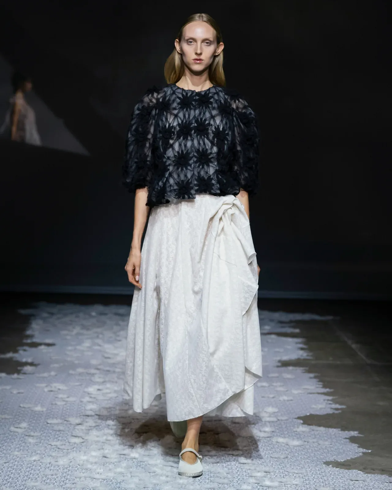 metal-london-fashion-week-ss27-pauline-dujancourt-06