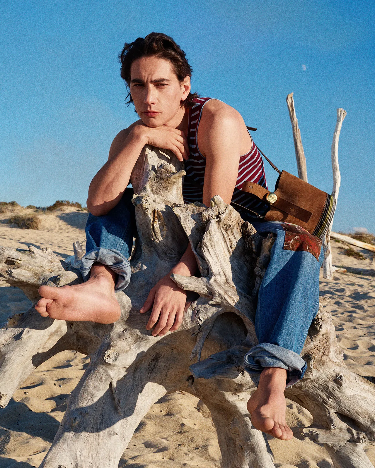 LOEWE_FW25_PAULAS_IBIZA_MAIN_CAMPAIGN_1