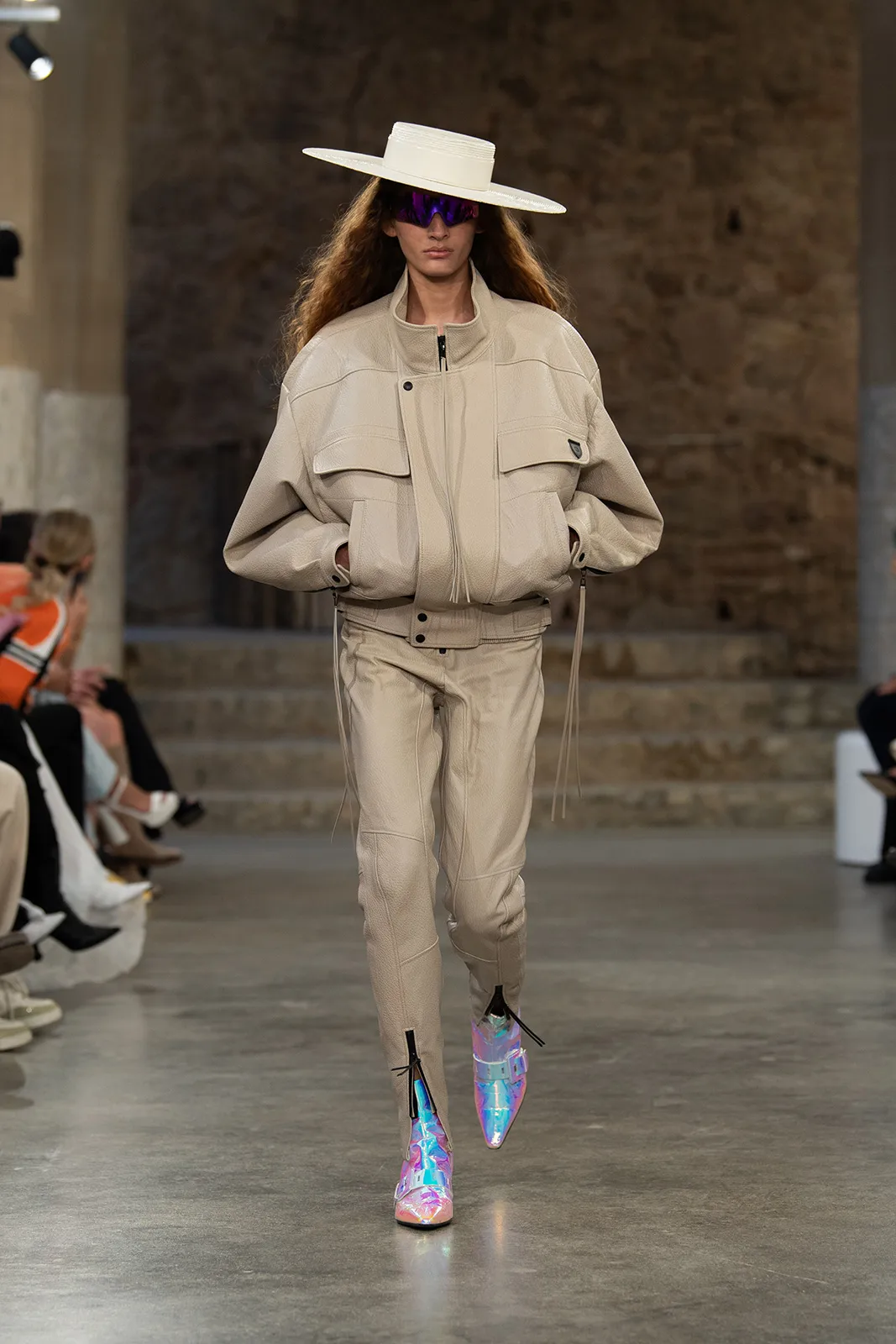 Louis-Vuitton_CR25_2