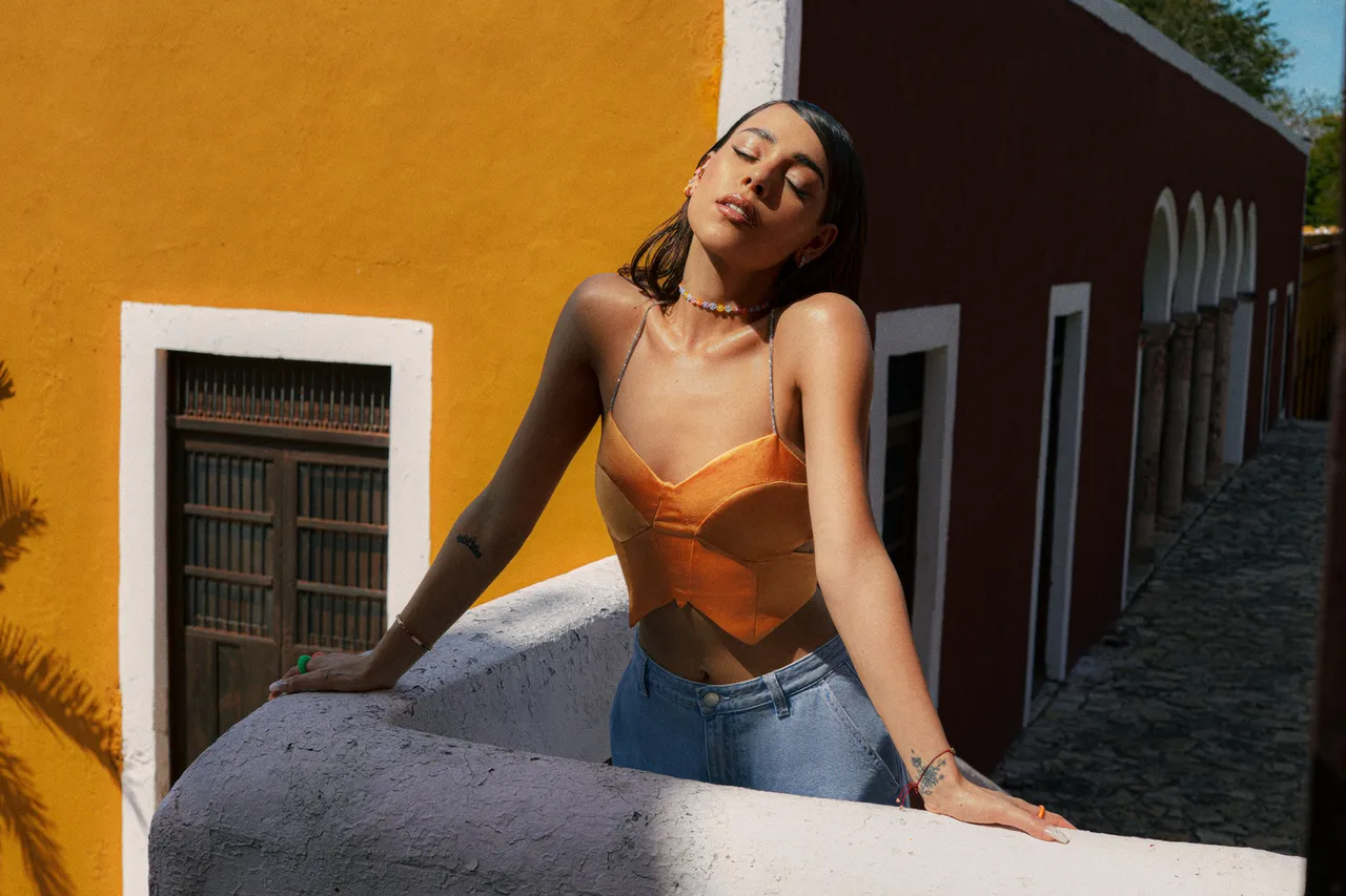 Danna Paola X Bershka Metalmagazine 7