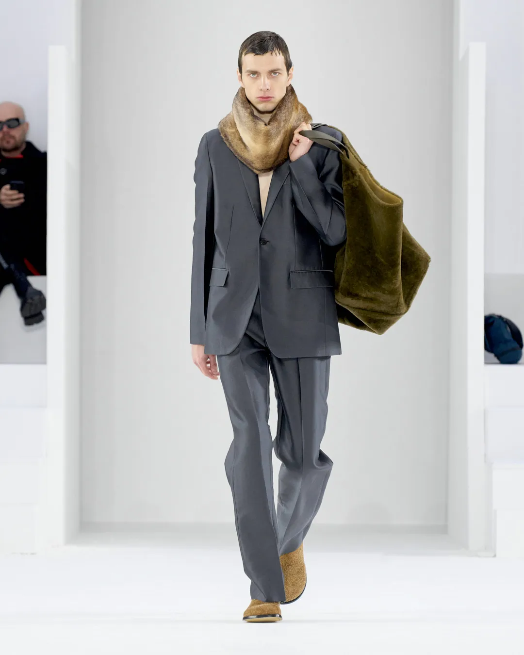 Loewe F W 2023 Metalmagazine 49