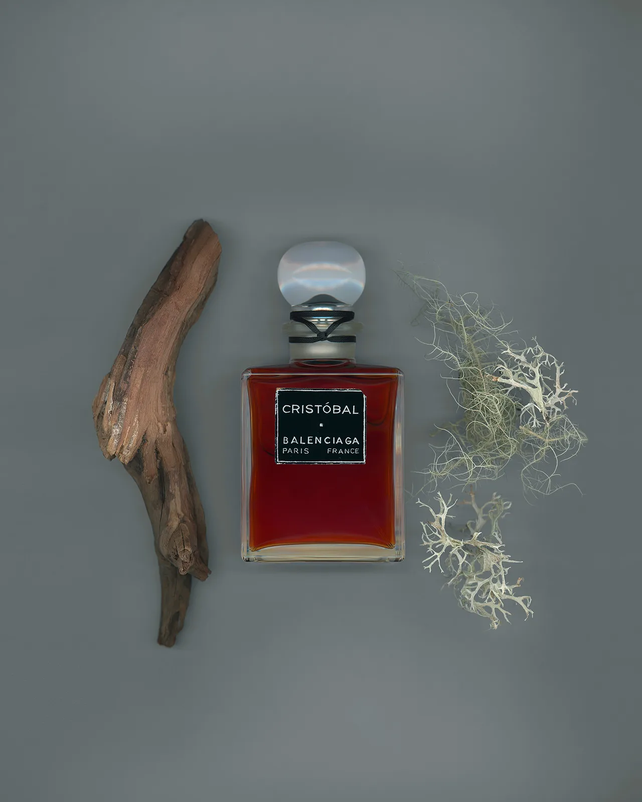 BALENCIAGA-FRAGRANCE-COLLECTION-CRISTOBAL-MOOD