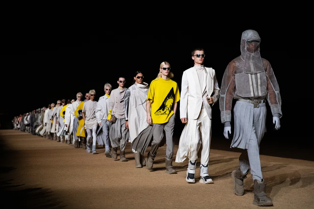 Dior Fall 23 Finale © Alessandro Garofalo 1