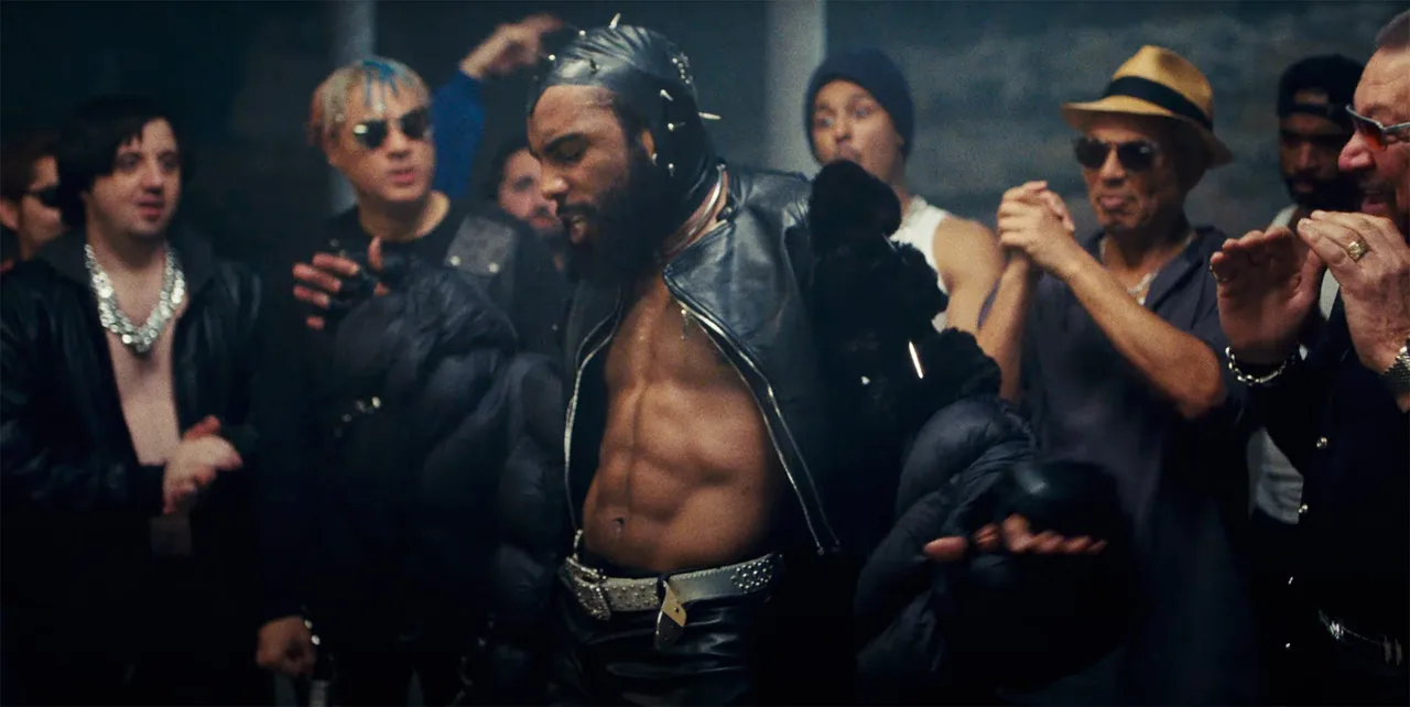 Rodney Chrome 5