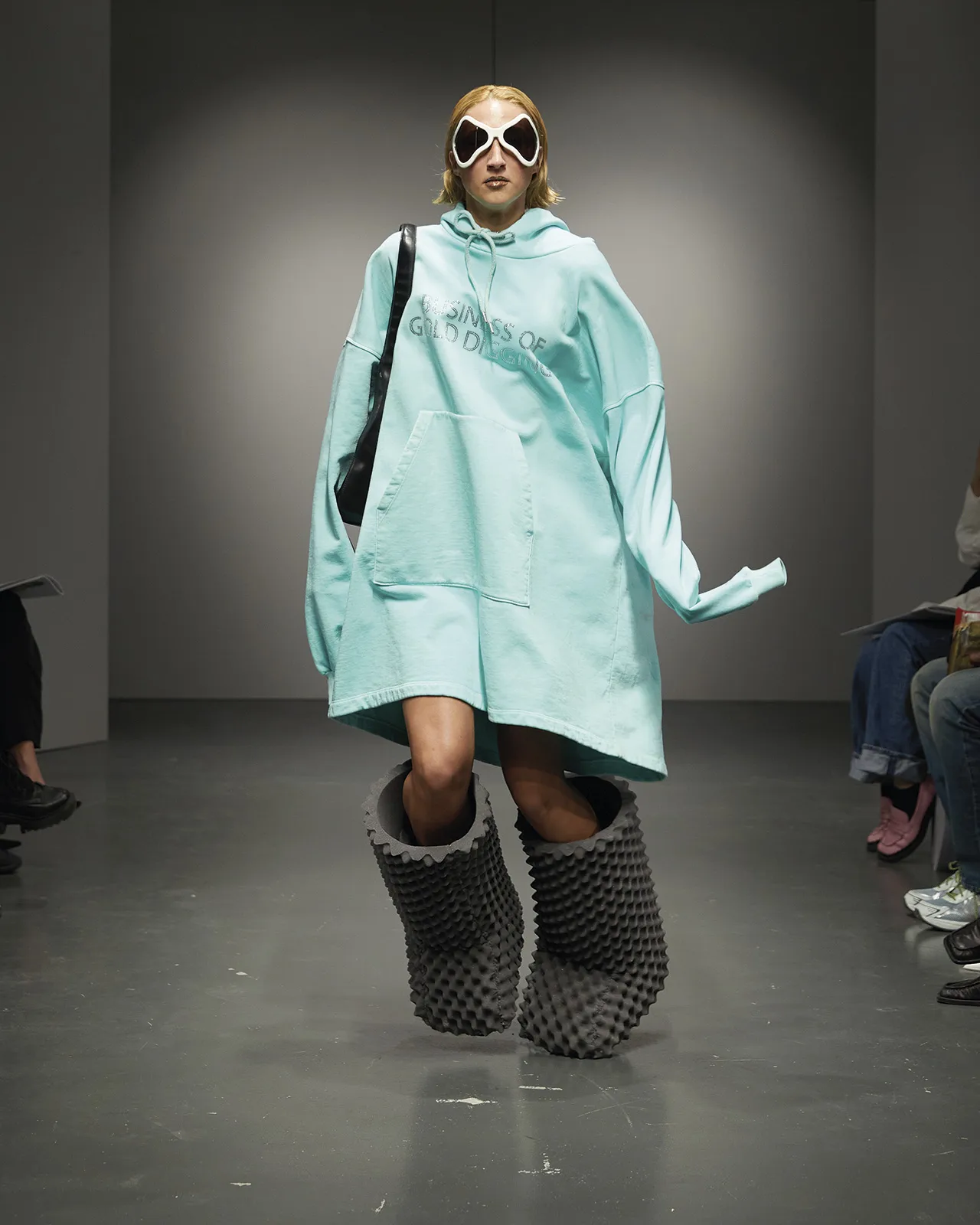 Avavav Runway Loo K8