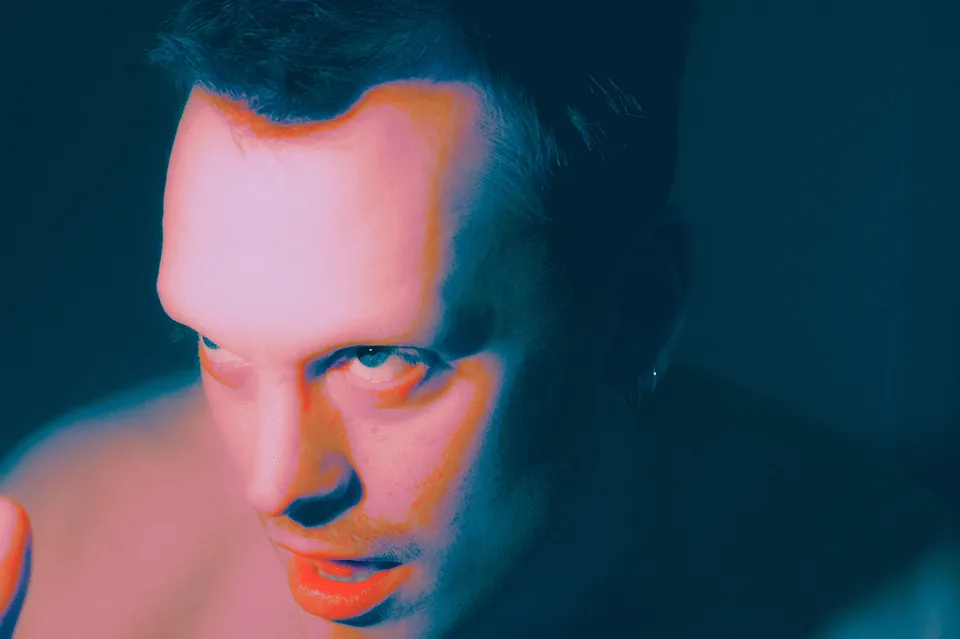 Sean Nicholas Savage