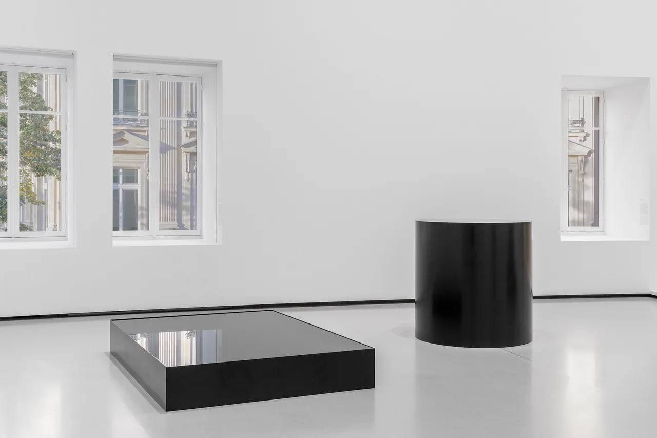 Minimal_exhibition_6