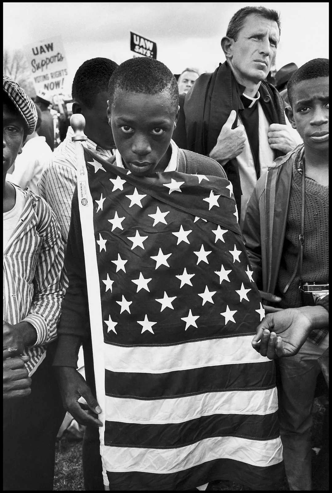 Solidarity the Magnum Square Print Sale Metalmagazine 3