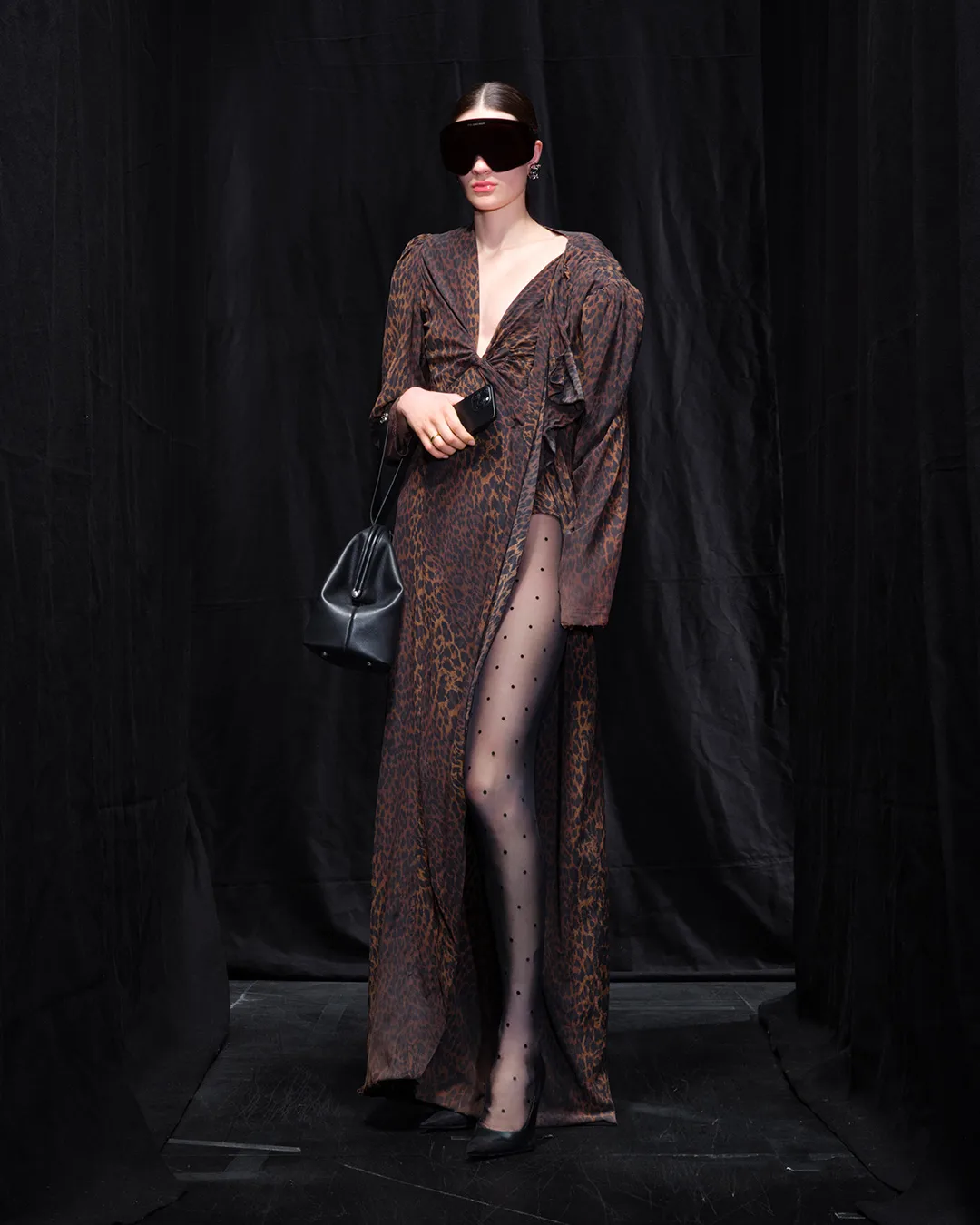 BALENCIAGA-WINTER-25-LOOK-55_CAMILLE