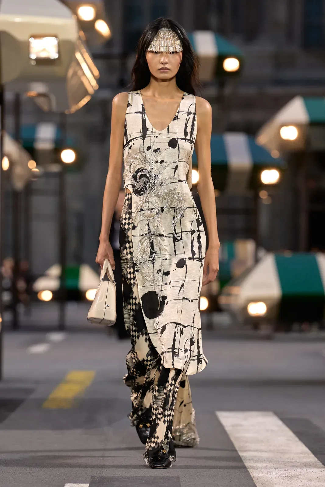 metal-louis-vuitton-ss27-47
