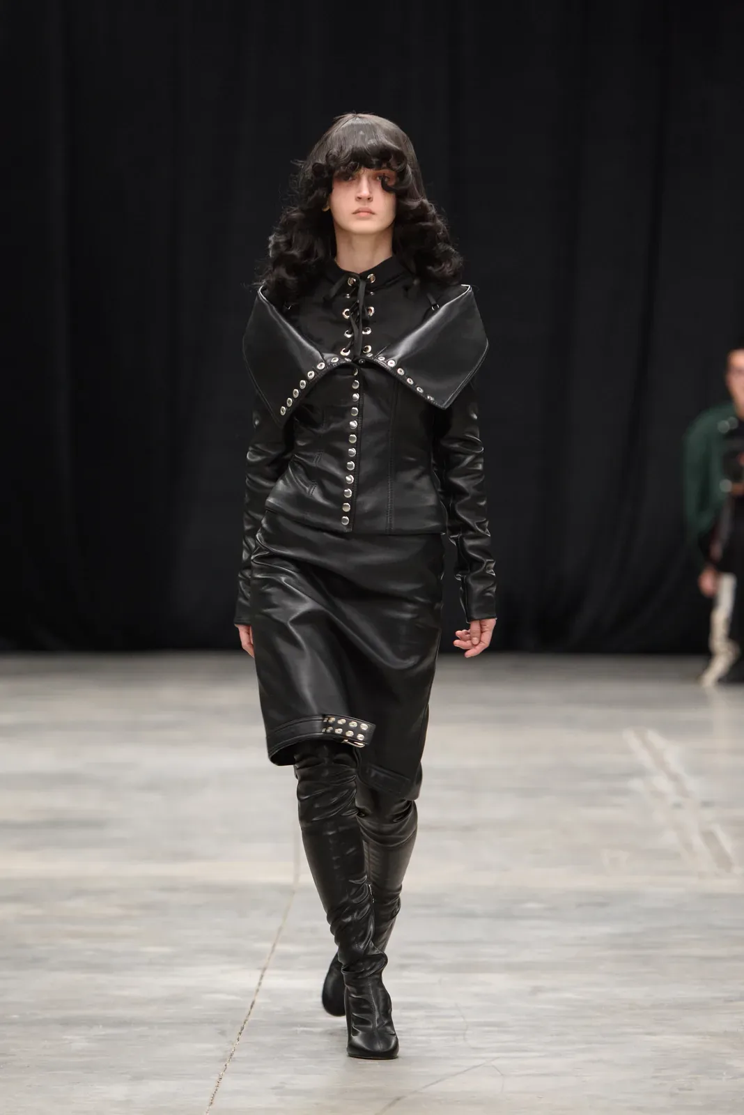 metal-mercedes-benz-fashion-week-tbilisi-03-lado-bokuchava-06
