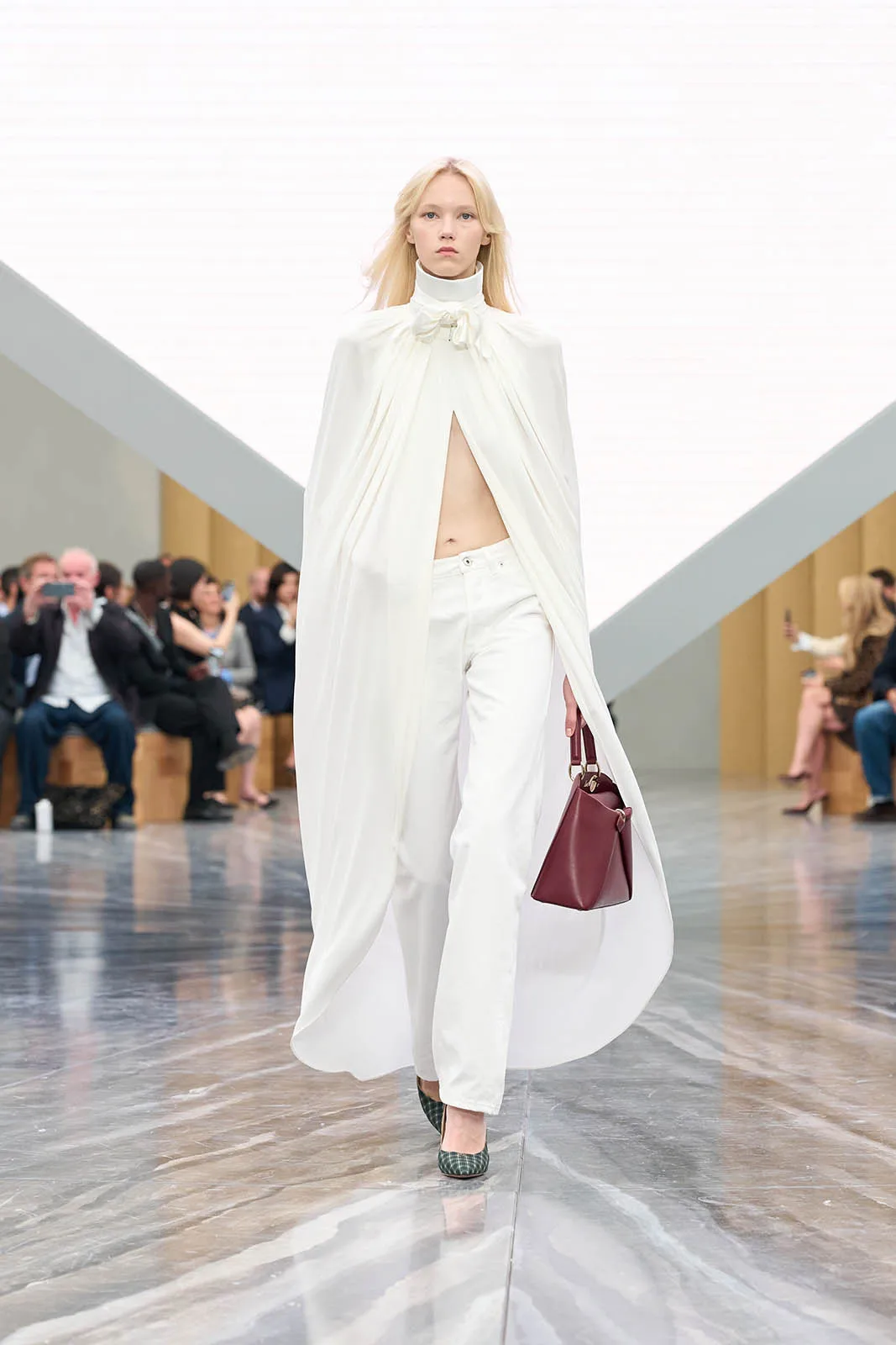 DIOR_W_RTW_SS26_8