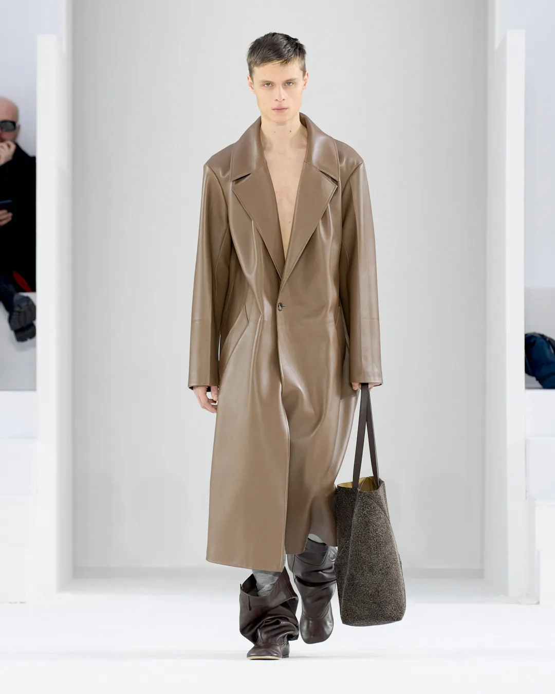 Loewe F W 2023 Metalmagazine 41