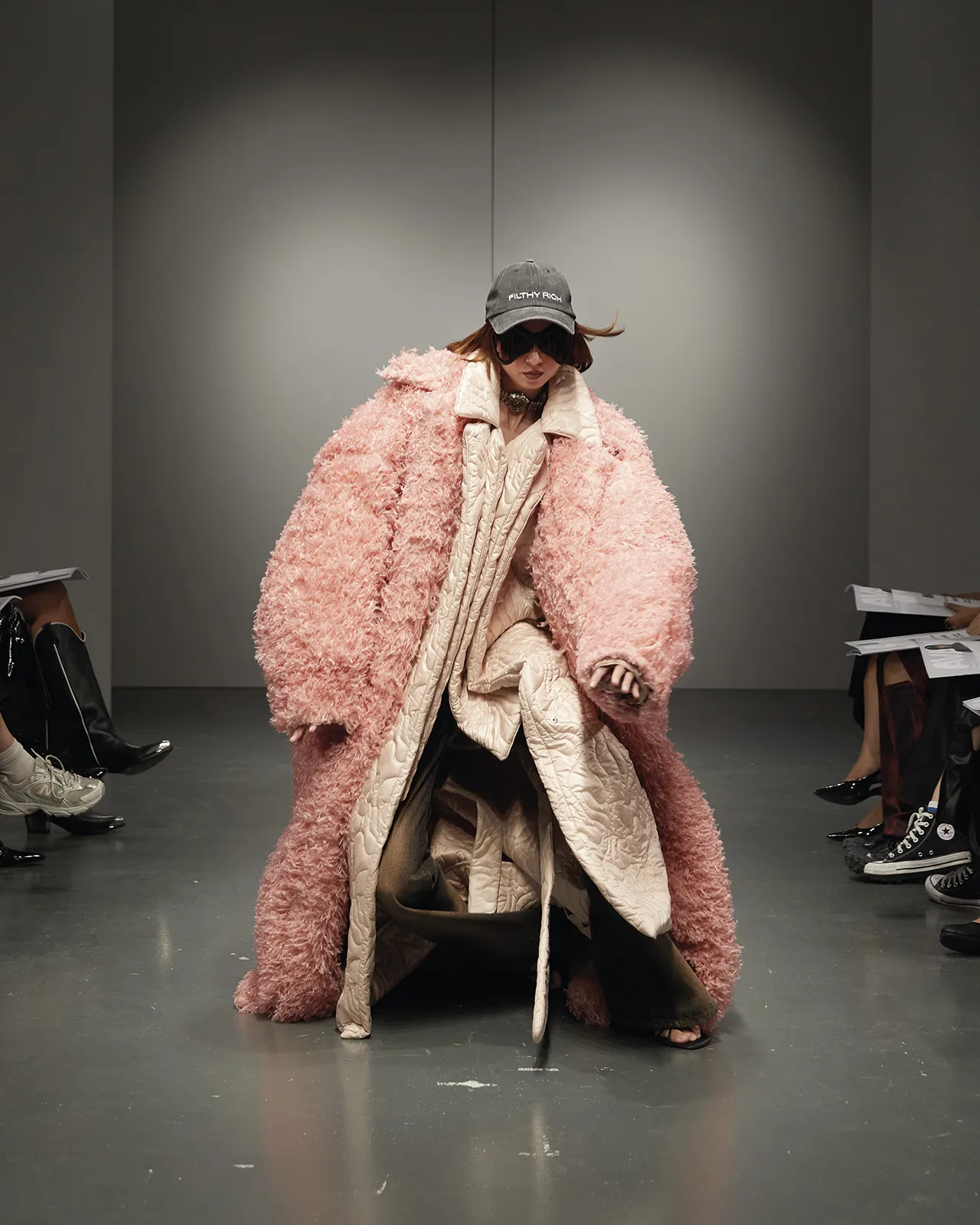 Avavav Runway Loo K12