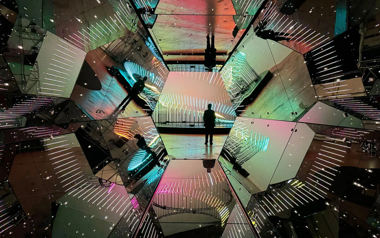 Into-the-Light2