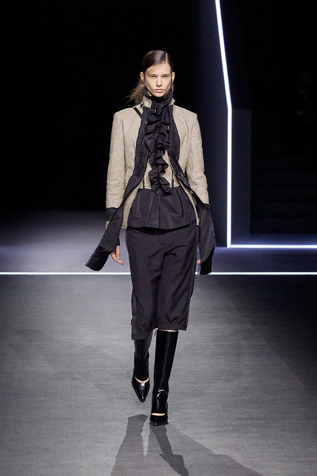 DIOR-RTW-AW25-25-©-DIOR_LOOK01