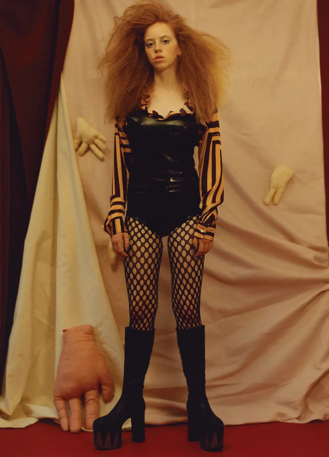 Lucie Rox Metalmagazine 10
