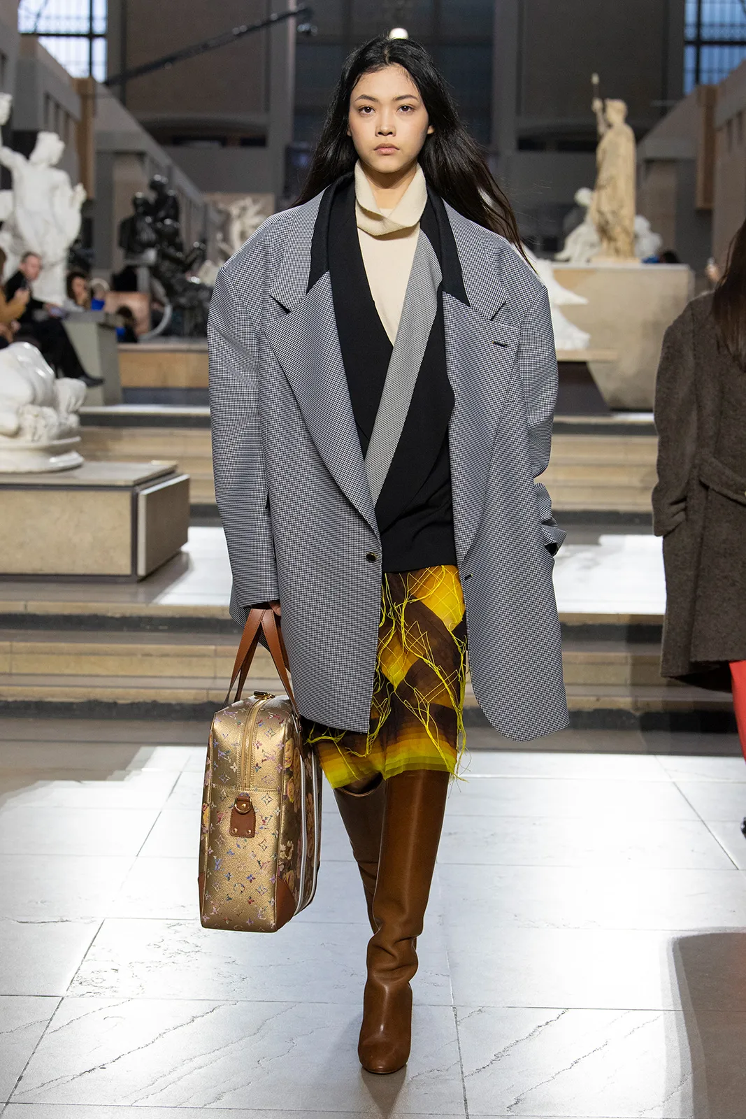 Louis Vuitton F W22 Look 30