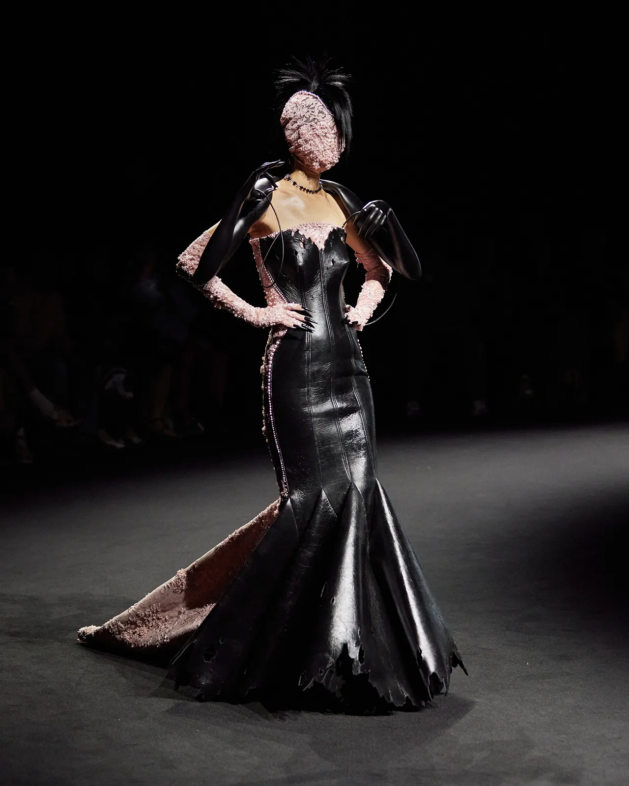 Robert_Wun_Fall-Winter_2025_Couture_21
