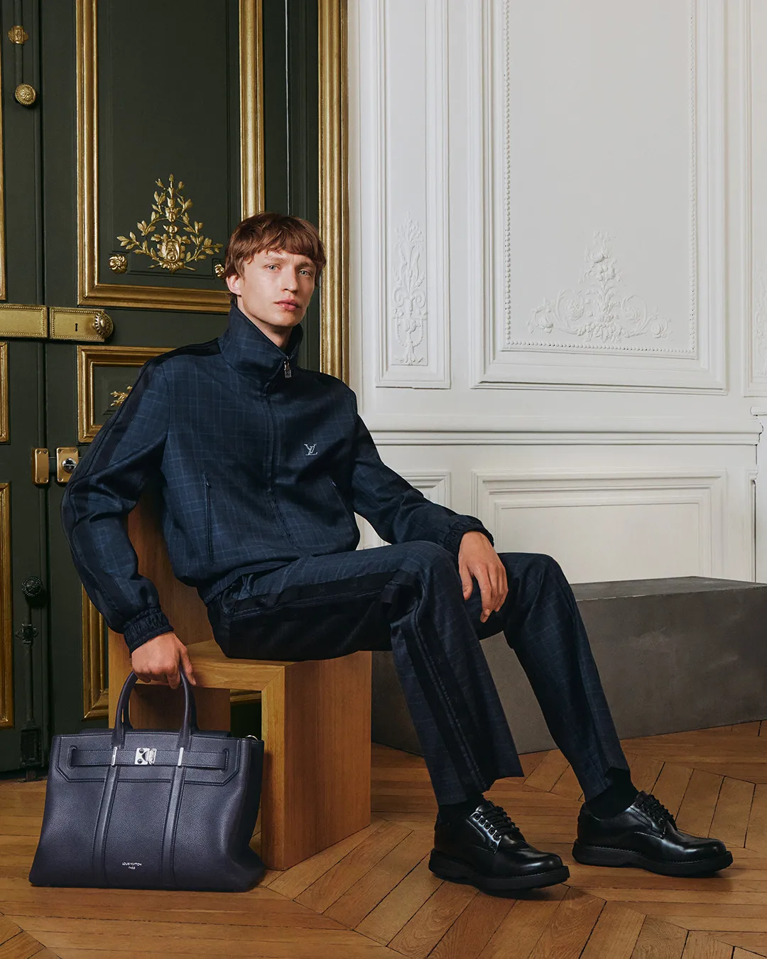 LOUIS-VUITTON-MENrsquo;S-NEW-FORMAL-FALL-WINTER-2025-LOOK-9