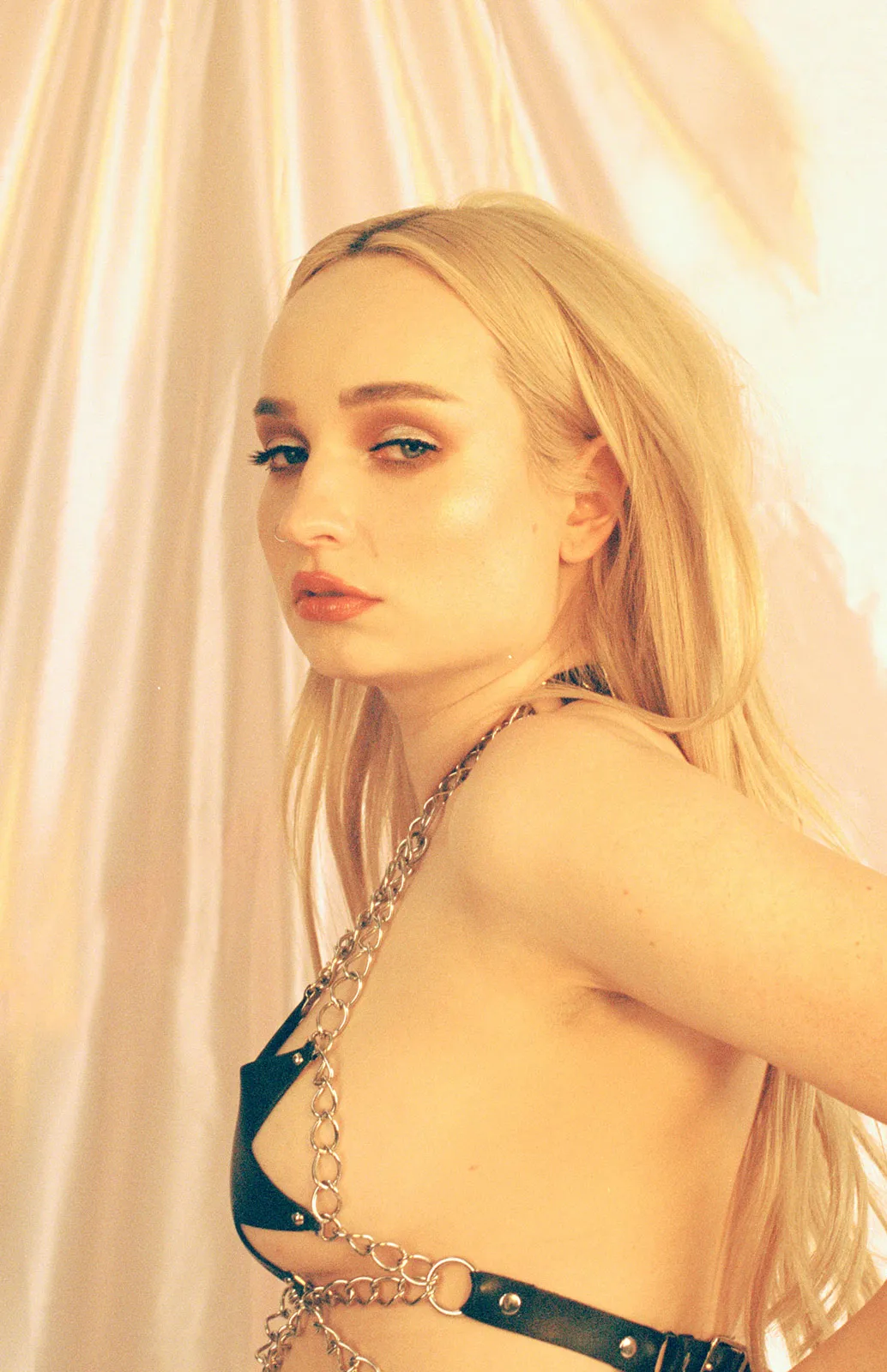 Metal Magazine Eva Zar5