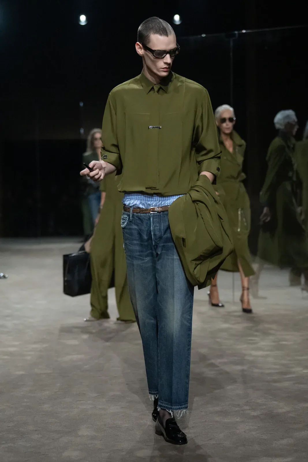 metal-tom-ford-ss27-10