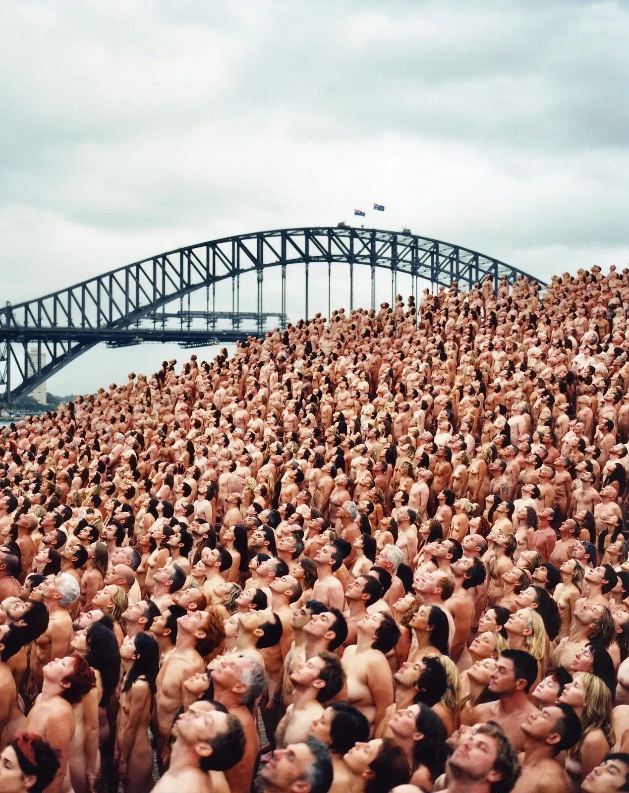 metal-spencer-tunick-06