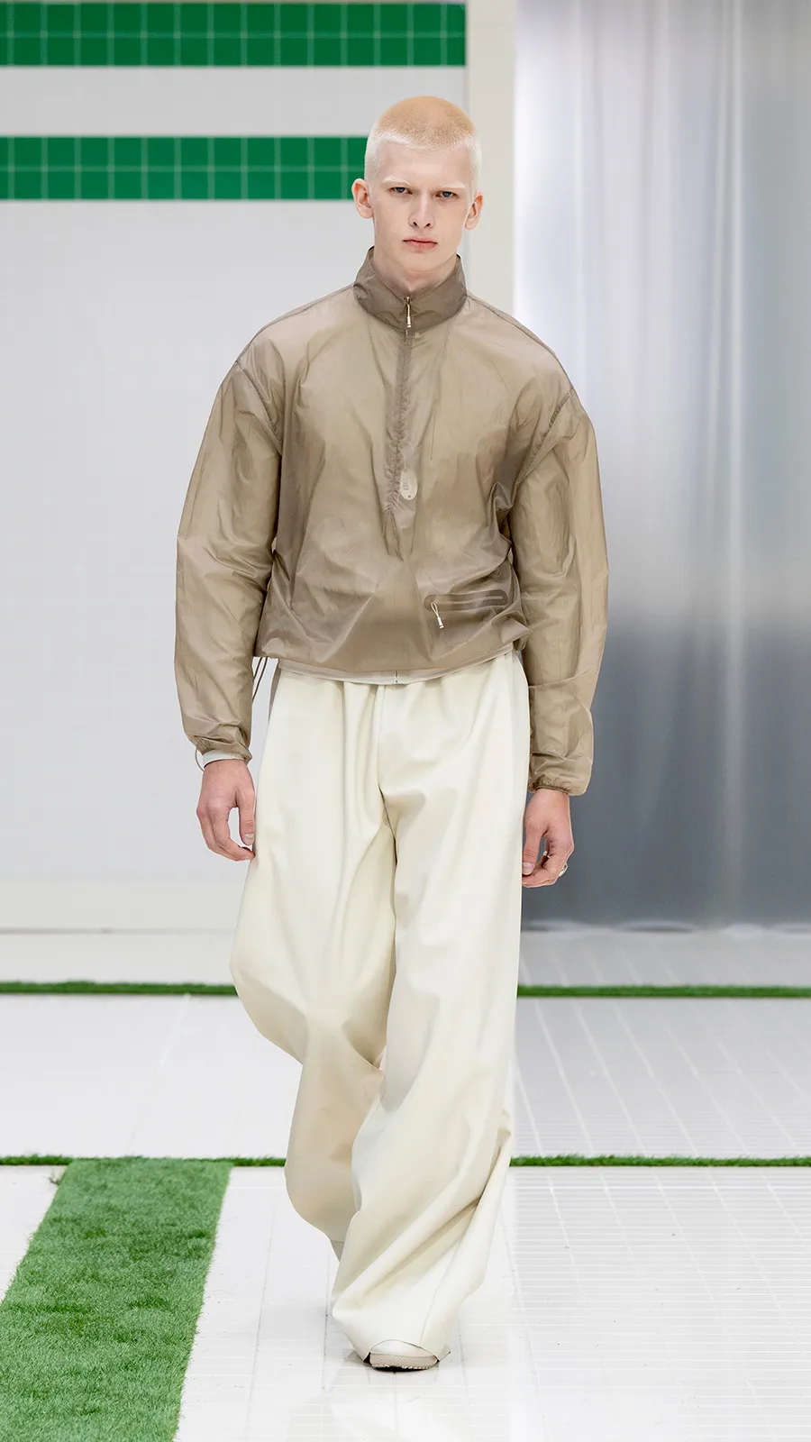 Lacoste_24.jpg
