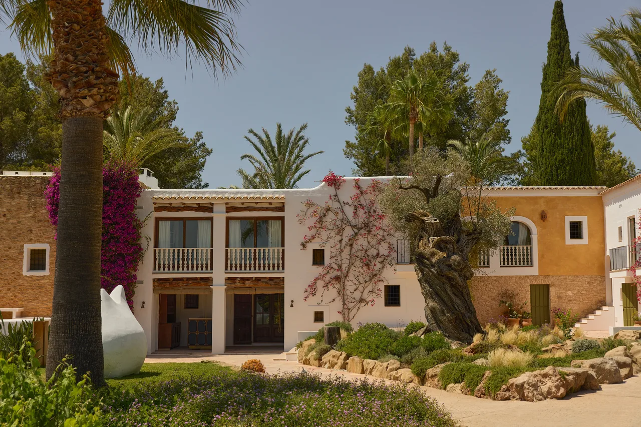 061825_SohoFarmhouseIbiza_SafiaShakarchi_HighRes_20